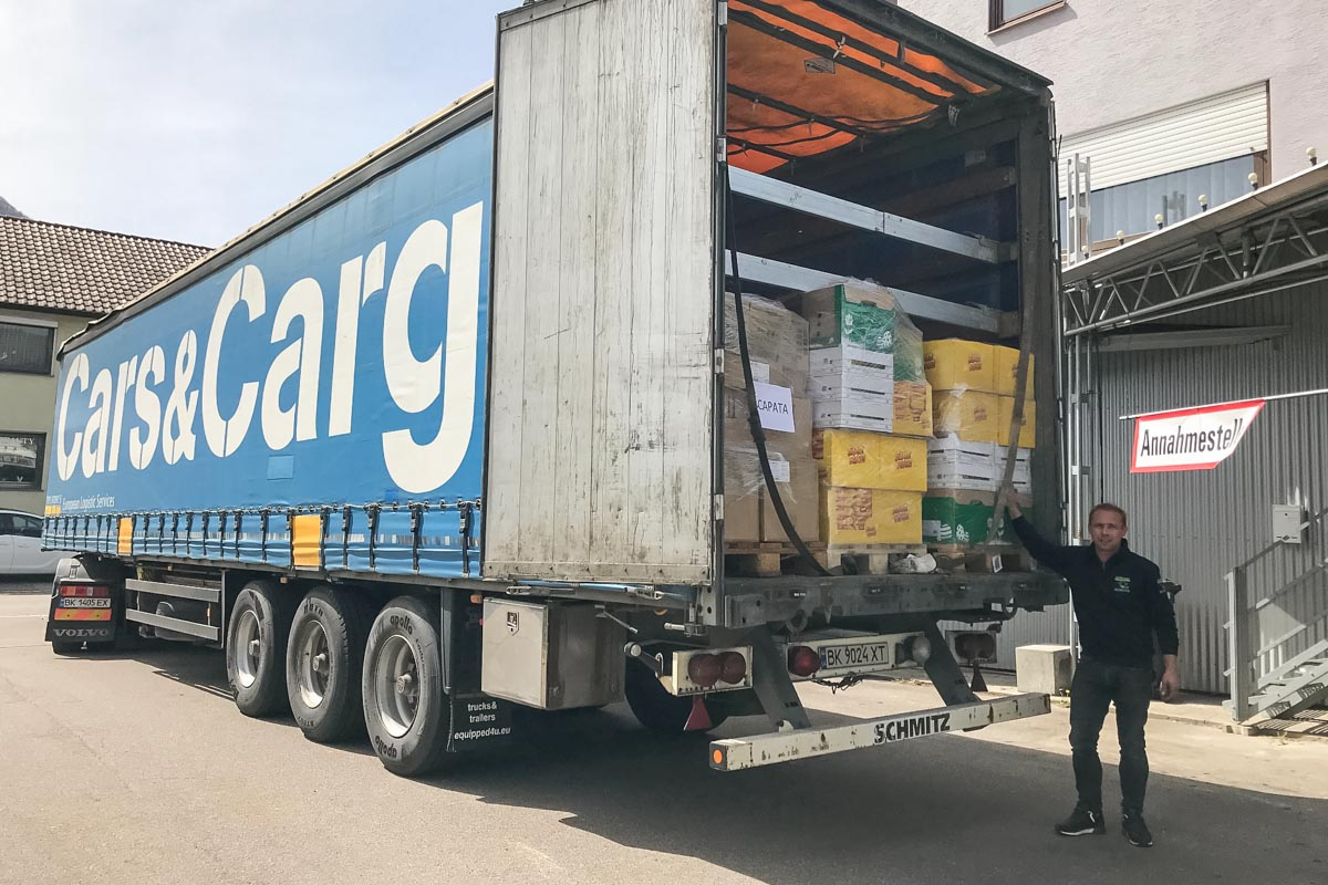 Erster großer Hilfstransport mit Unterstützung des Bäckerhauses Veit