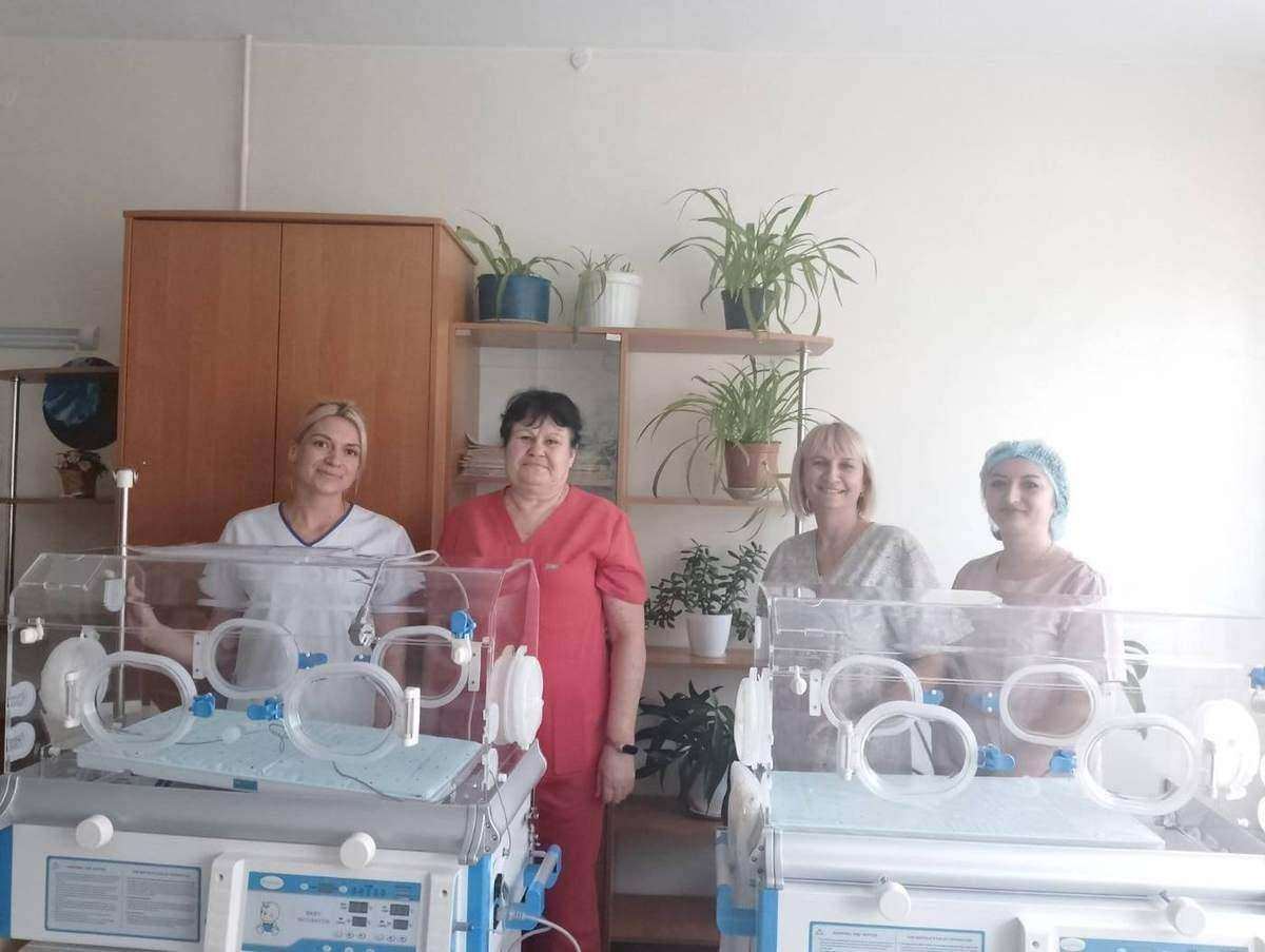 Inkubatoren für das Kinderkrankenhaus Cherson